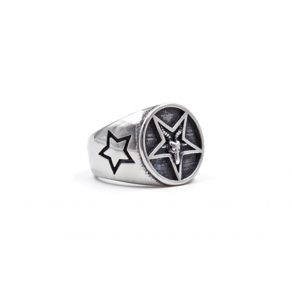 Ring Five-Pointed Star with Cow Head