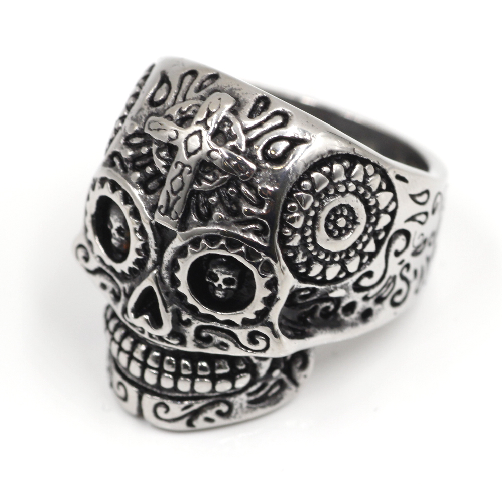 Ring Gothic Skull